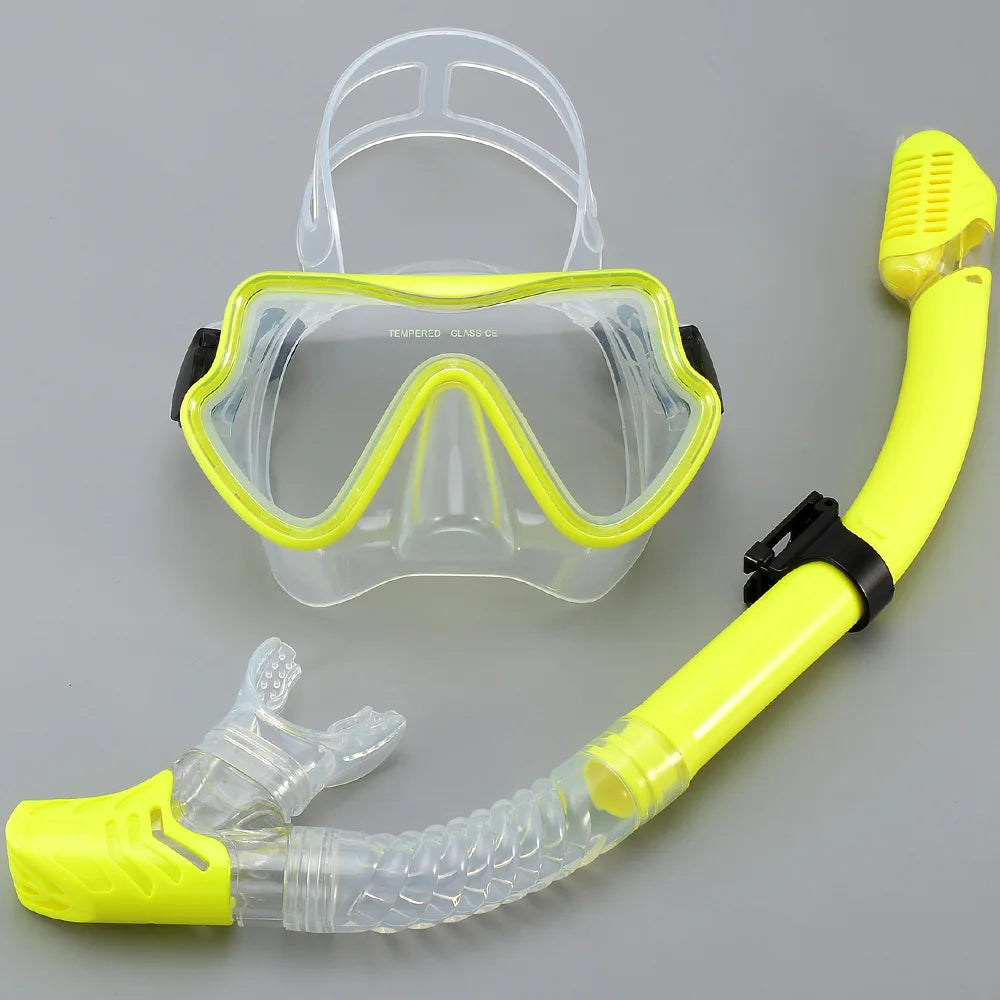 Tempered Glass Snorkel Mask with Dry-Top Snorkel